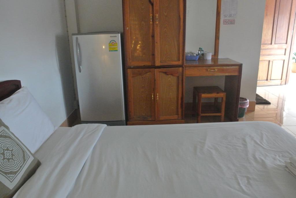 Nice Guesthouse Muang Phonsavan Room photo
